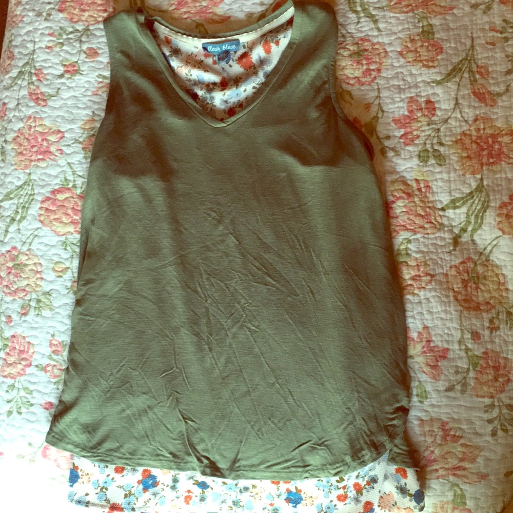 Fleur blece  floral layered tank